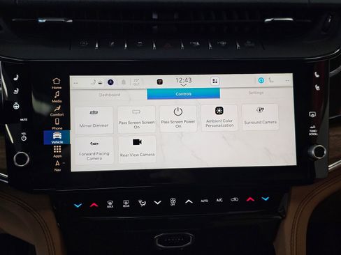 New 2026 Jeep Grand Cherokee Summit image 12