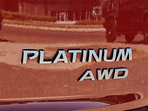 Used 2024 Nissan Rogue Platinum image 31