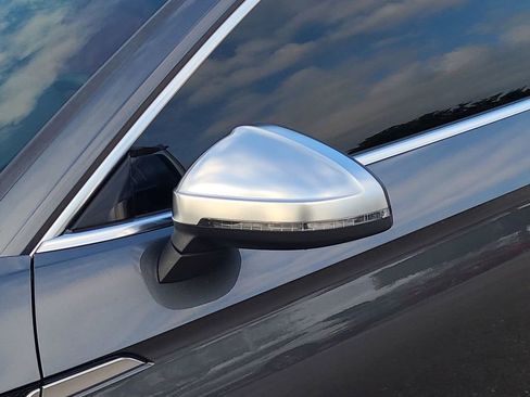 Used 2019 Audi S5 Premium Plus image 18