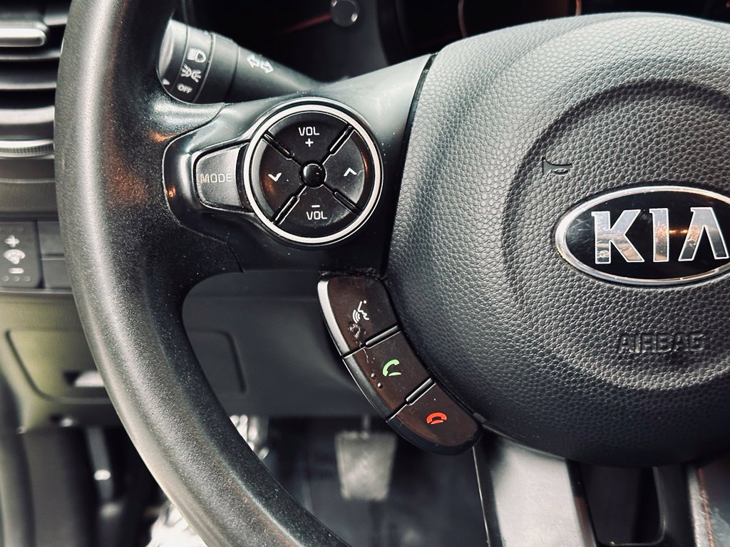 Used 2014 Kia Soul FWD image 27