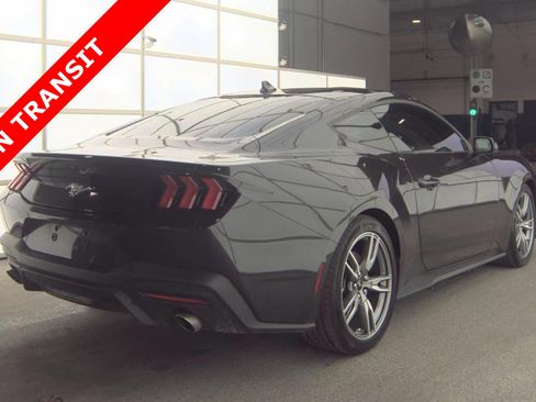 Used 2024 Ford Mustang Coupe RWD image 3