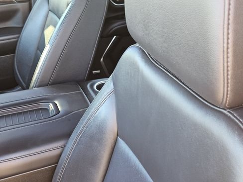 Used 2021 Chevrolet Tahoe Z71 w/ Z71 Signature Package image 23