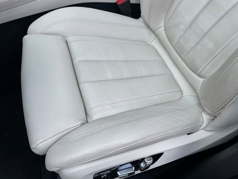 Used 2022 BMW X5 xDrive40i w/ Premium Package image 25