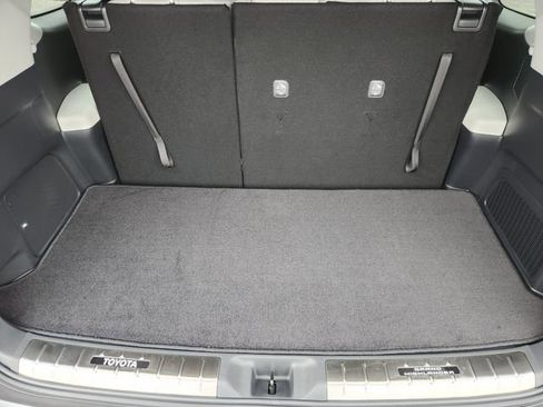 New 2026 Toyota Grand Highlander FWD image 29
