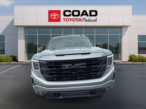 Used 2025 GMC Sierra 1500 Elevation w/ Elevation Premium Package AWD/4WD image 6