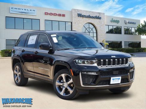 New 2026 Jeep Grand Cherokee Limited image 1