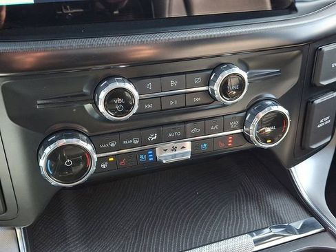 Used 2022 Ford F150 Platinum w/ Equipment Group 701A High image 16