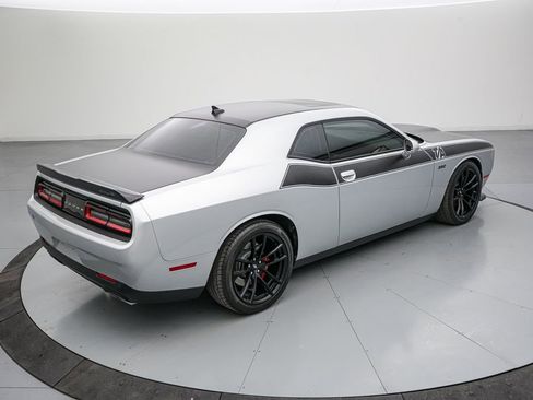 Used 2022 Dodge Challenger R/T Scat Pack w/ T/A Package image 4