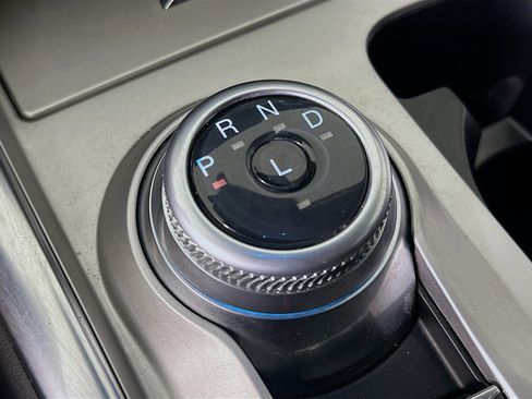 Used 2023 Ford Explorer XLT w/ Equipment Group 202A RWD image 24