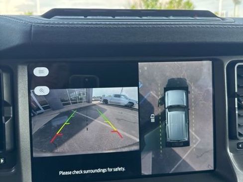 Used 2025 Ford Bronco Badlands AWD/4WD image 24