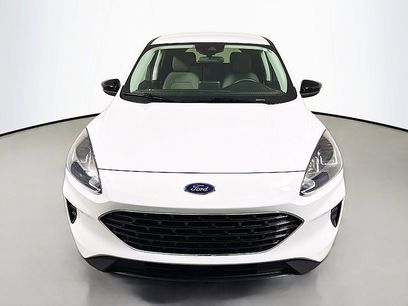 Used 2022 Ford Escape SE w/ SE Sport Appearance Package