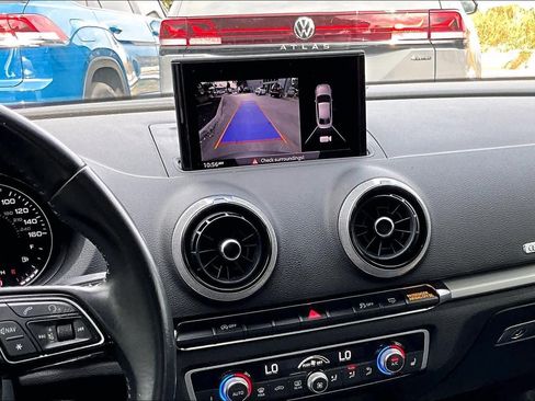 Used 2018 Audi A3 2.0T Premium image 6