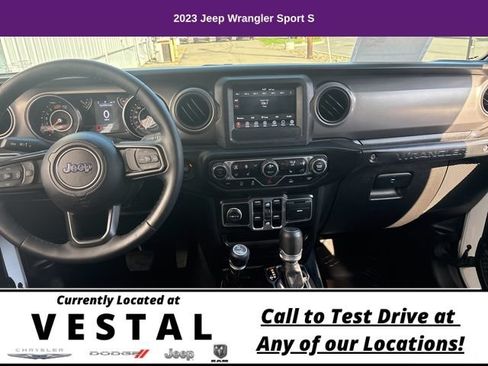 Used 2023 Jeep Wrangler Unlimited Sport AWD/4WD image 22