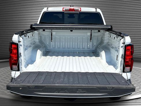Used 2023 Chevrolet Colorado Trail Boss AWD/4WD image 7