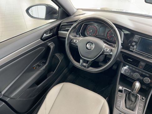 Used 2019 Volkswagen Jetta R-Line image 26