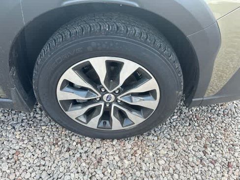 Used 2023 Subaru Outback Limited XT AWD/4WD image 3