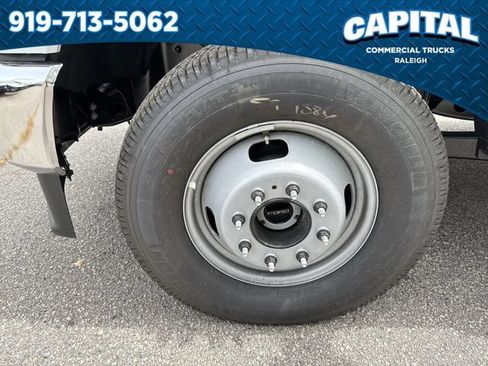 New 2026 Ford F350 XL w/ XL Chrome Package AWD/4WD image 12
