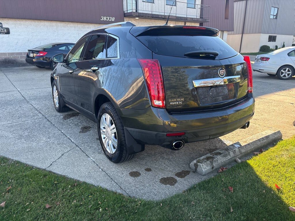 Used 2014 Cadillac SRX Luxury w/ Driver Awareness Package FWD image 5