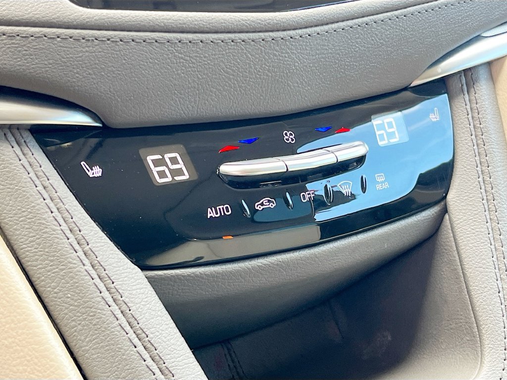 Used 2024 Cadillac XT5 Premium Luxury AWD/4WD image 21