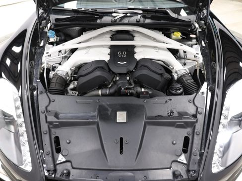 Used 2014 Aston Martin Vanquish Coupe RWD image 93