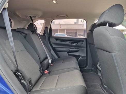 Used 2023 Honda CR-V LX image 27