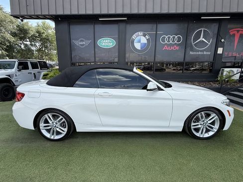 Used 2017 BMW 230i Convertible RWD image 10