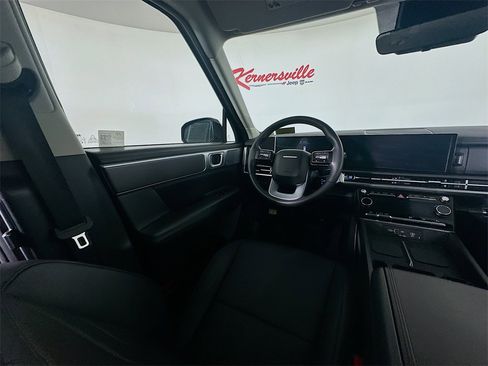 Used 2025 Hyundai Santa Fe SEL image 9