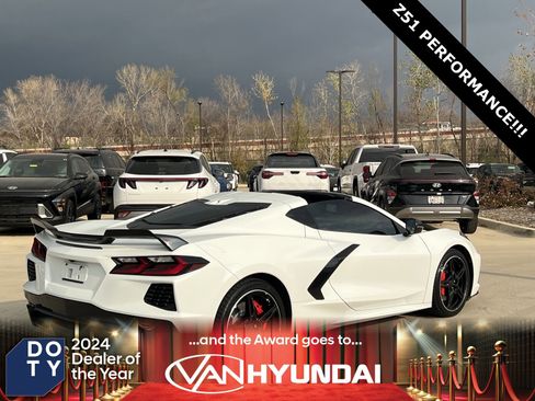 Used 2021 Chevrolet Corvette Stingray w/ Z51 Performance Package image 19