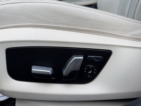 Used 2020 BMW 540i w/ M Sport Package image 14