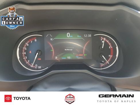 Used 2025 Toyota RAV4 XLE FWD image 25