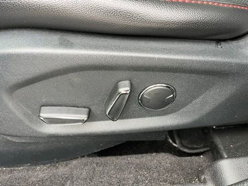 Used 2018 Ford Explorer Sport w/ Equipment Group 401A image 20