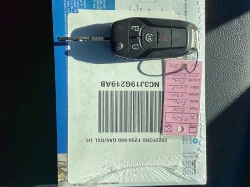 Used 2022 Ford F250 Lariat w/ Chrome Package image 39