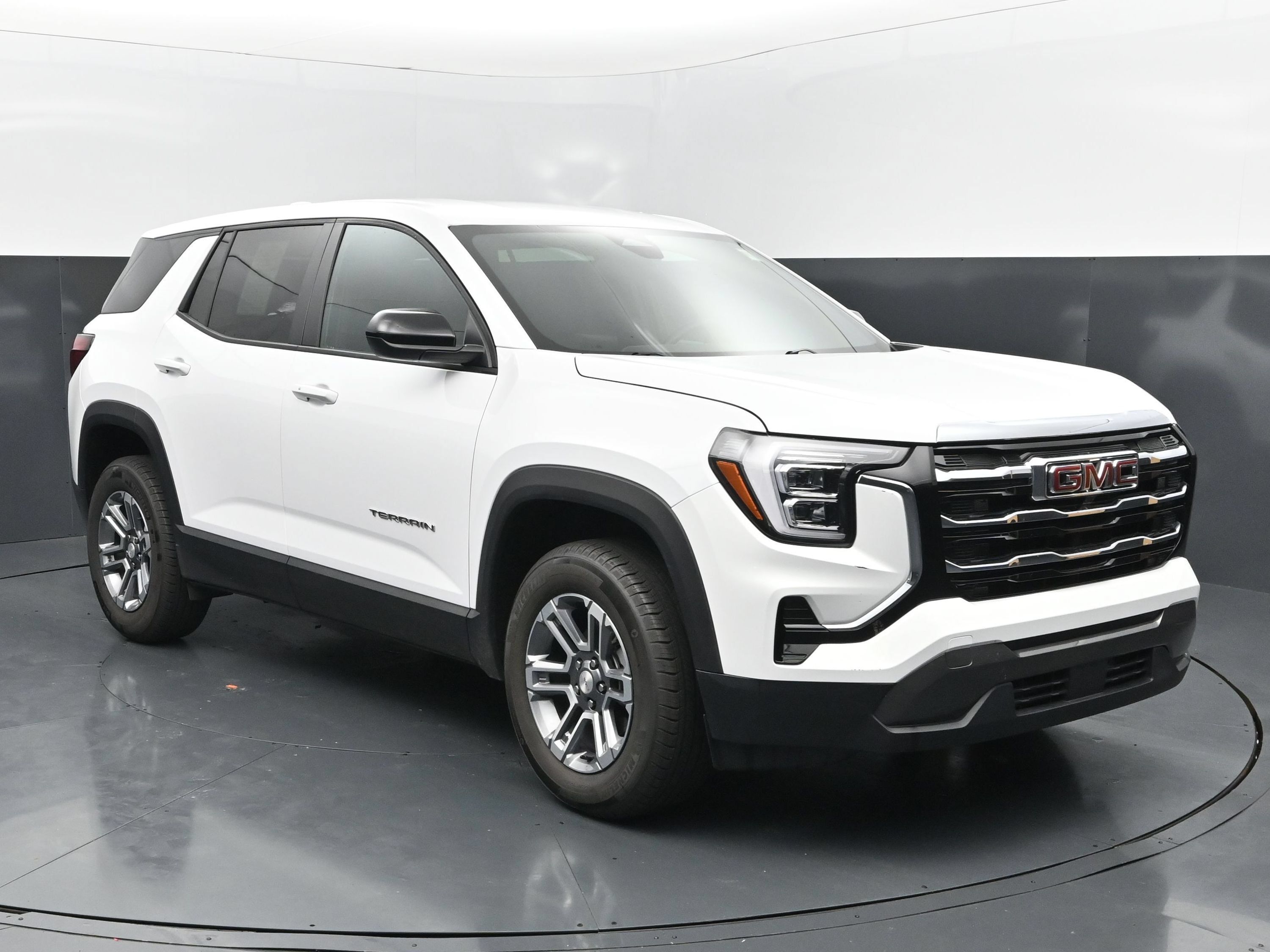 Used 2026 GMC Terrain Elevation FWD image 7