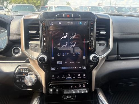 Used 2023 RAM 1500 Laramie AWD/4WD image 21