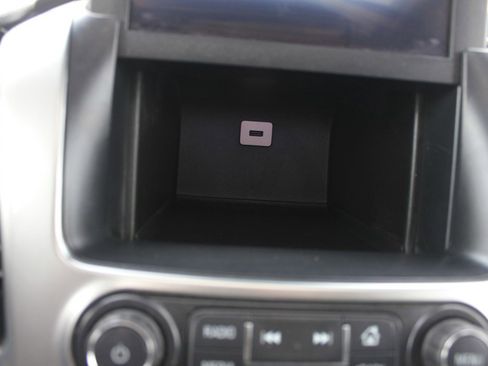 Used 2016 Chevrolet Suburban LTZ image 19