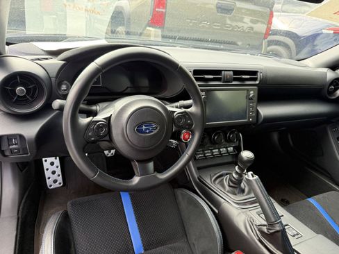 Used 2025 Subaru BRZ tS RWD image 11