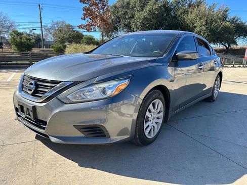 Used 2018 Nissan Altima 2.5 S w/ S Convenience Package FWD image 1
