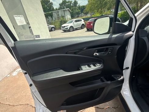 Used 2021 Honda Pilot Black Edition image 22