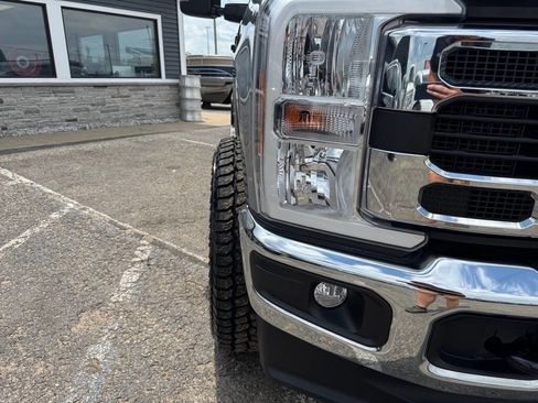 Used 2023 Ford F250 XLT image 68