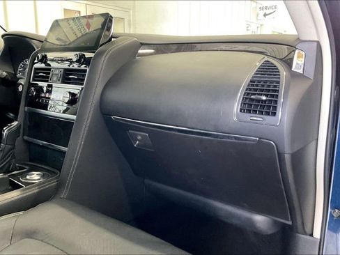 Used 2024 INFINITI QX80 Luxe RWD image 25
