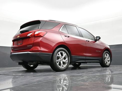 Used 2020 Chevrolet Equinox Premier image 24