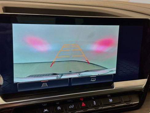 Used 2025 GMC Sierra 1500 SLT image 23