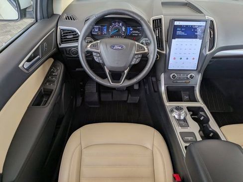 Certified 2024 Ford Edge SEL w/ Convenience Package image 13