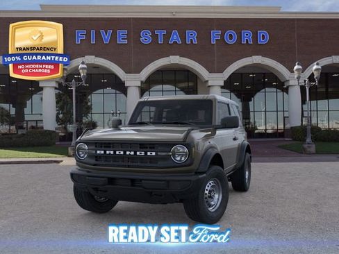New 2025 Ford Bronco Base image 3