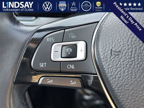 Used 2018 Volkswagen Atlas SEL image 19