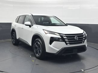 Used 2025 Nissan Rogue SV FWD video 2