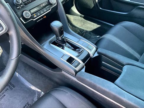 Used 2019 Honda Civic LX image 16