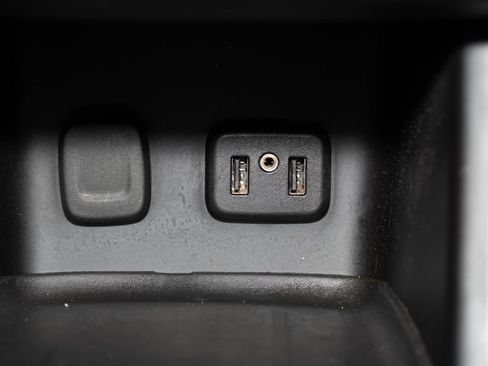 Used 2019 GMC Acadia SLT FWD image 22