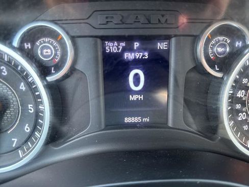 Used 2021 RAM 1500 Big Horn image 12