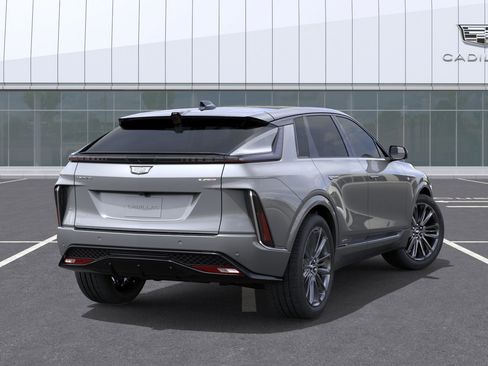 New 2026 Cadillac Lyriq V AWD/4WD image 4